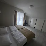 Czarna Gora Solden 37 Апартаменты Сенна