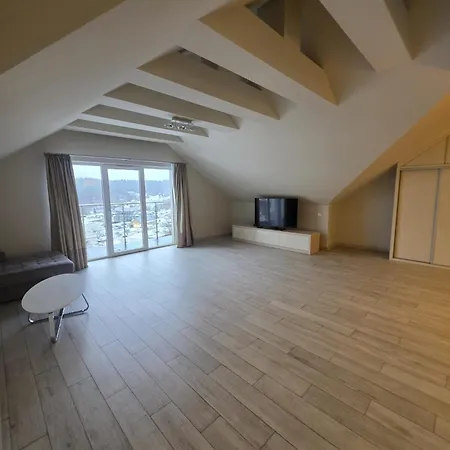 Czarna Góra Solden 37 *